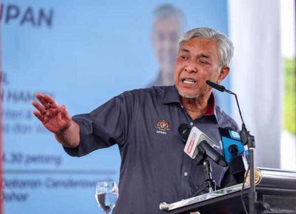 Budget 2024: Ministry focusing on improving rural infrastructure and economy, TVET, says DPM Zahid